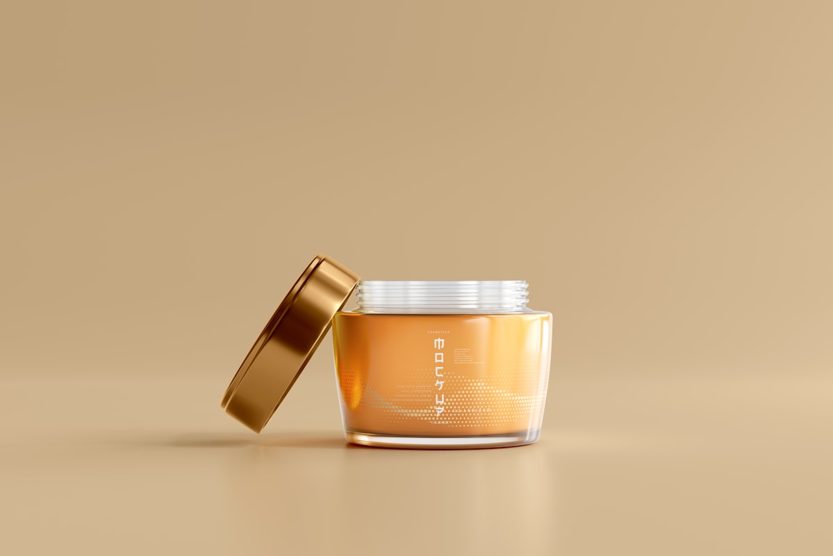 Nourishing body ointment cream texture